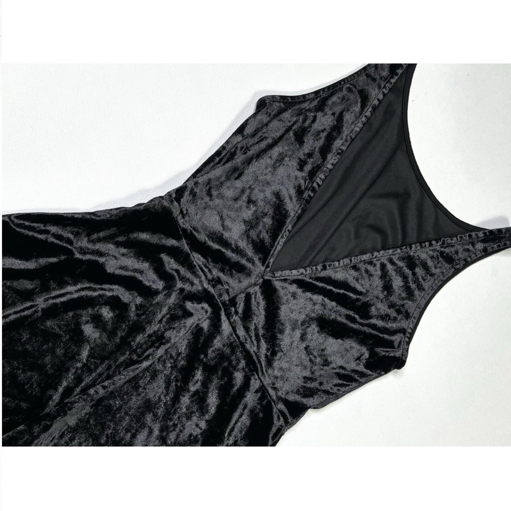 H&M Divided Dress Women’s 2 Black Velvet Deep Back A-Line Sleeveless Mini - Picture 4 of 10
